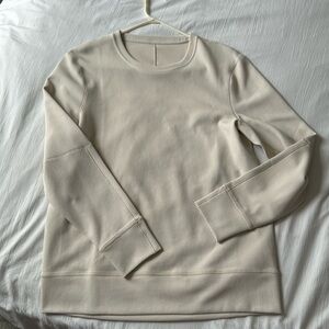 Men’s Lululemon long sleeve
